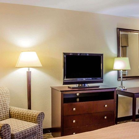 Quality Inn Waterbury Kültér fotó