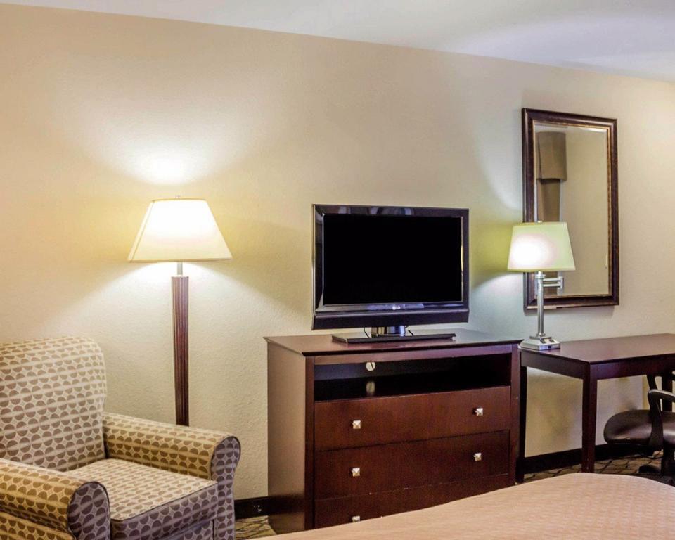 Quality Inn Waterbury Kültér fotó